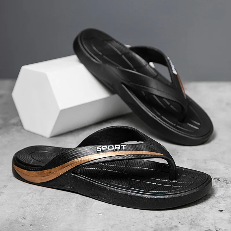

Men's Summer Flip-flops Fashion Outside Non-slip Beach Sandals Soft Bottom Comfort Street Slippers Zapatillas Casa Hombre