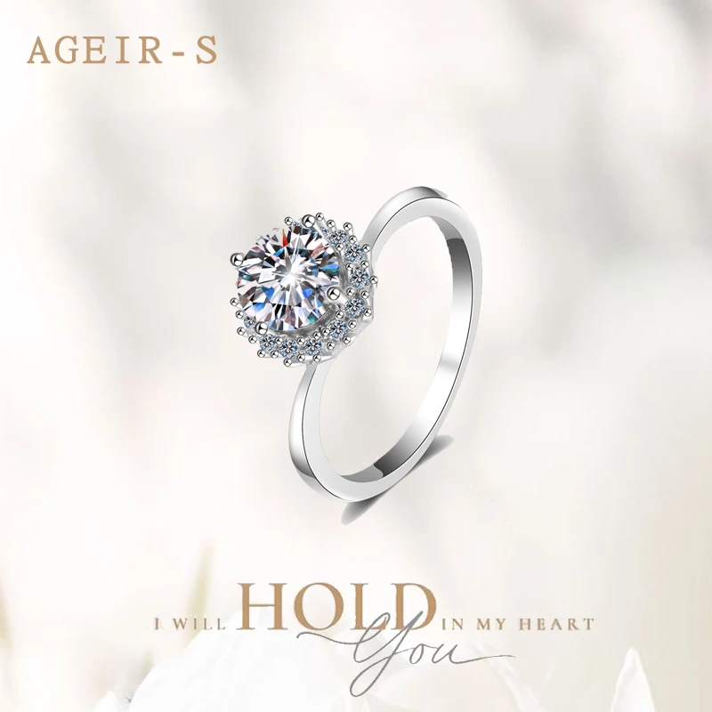 

Женское кольцо из серебра 925 пробы с муассанитом, с покрытием из белого золота