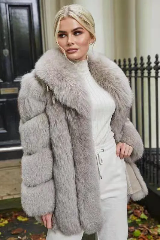 Fashion Winter Real Fox Fur Coat Women Natural Fur Jacket Luxury Warm Cold Resistant Fur Outerwear For Women New Casual Overcoat