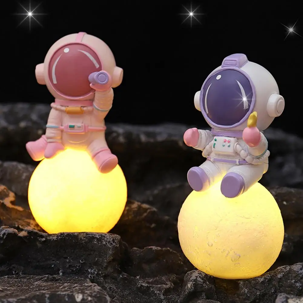 

Durable Desk Lamp Resin LED Night Light Creative Shape LED Moon Astronaut Night Light Bedside Lamp Create Atmosphere