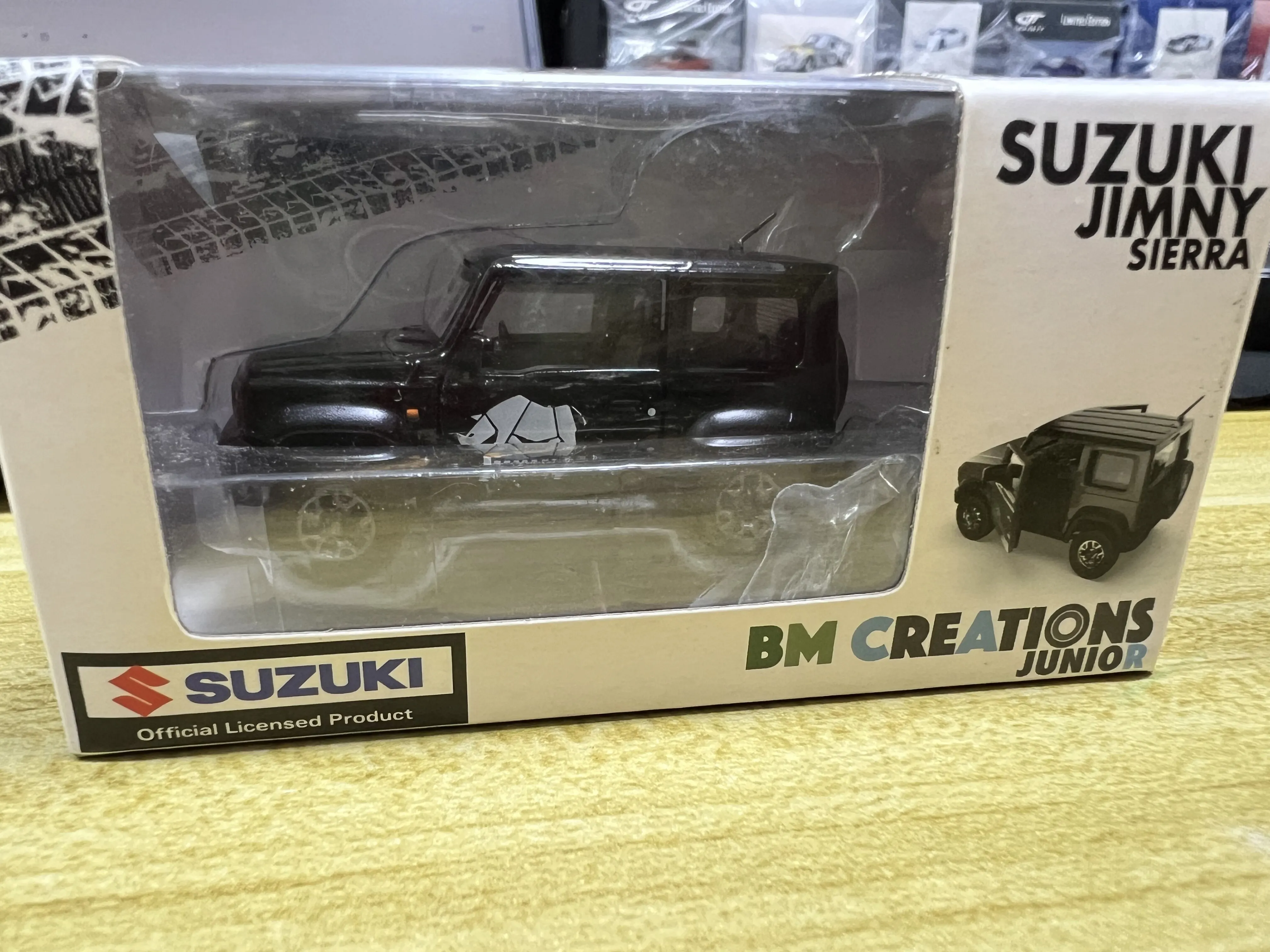 Металлическая модель автомобиля Suzuki Jimny в масштабе 1:64 (серия Diecast BM) (art.: 3920dac85b59c) - 3920dac85b59c