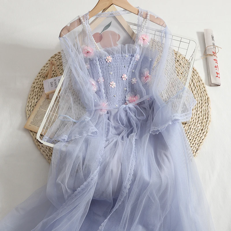 

Vintage 2022 summer new fairy short-sleeved sunscreen cardigan + three-dimensional flower mesh suspender dress two-piece suit