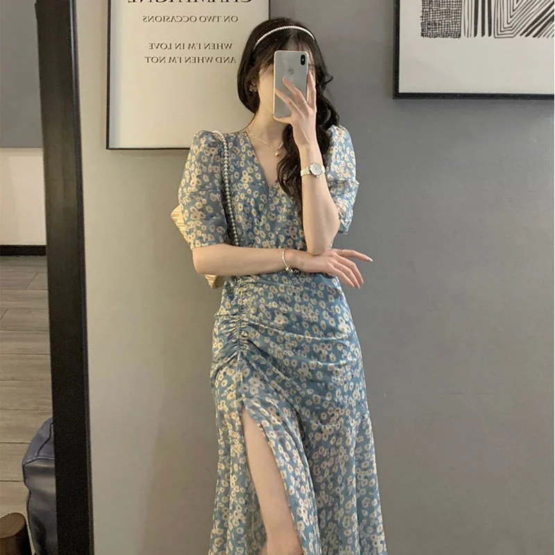 

Summer 2022 New Gentle Temperament Slim Fit Sweet And Salt Dress Split Platycodon Grandiflorum French Floral Dress