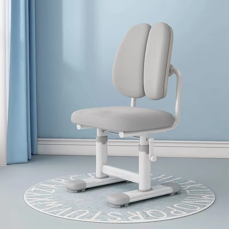 Новый обучающий стул может быть поднятым и пониженным образом для коррекции