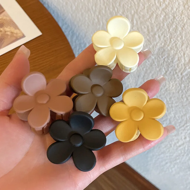 

Korean High Ponytail Clip Sweet Cute Hair Claw Invisible Ponytail Fixed Artifact Frosted Small Flower Women Hairpins Headdress