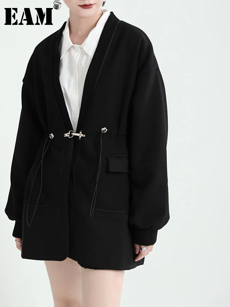

[EAM] Loose Fit Black Brief Big Size Casual Jacket New V-neck Long Sleeve Women Coat Fashion Tide Spring Autumn 2023 1DE4612