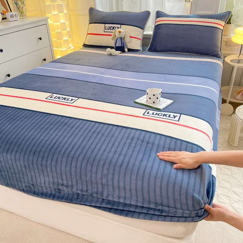 

Простыня ЗHENXISHUSHIMOXI двуспальная флисовая 100% полиэстер