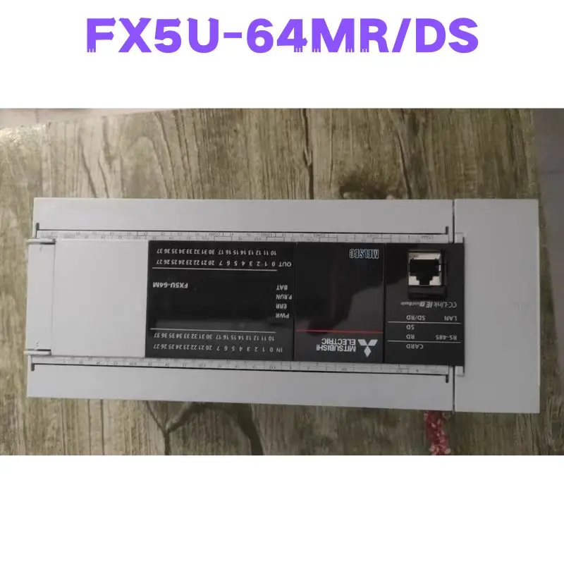 

Б/у Φ/DS FX5U-64MR DS PLC протестирован