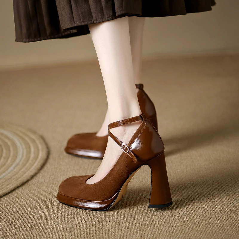 

Новинка, элегантная однотонная женская обувь с квадратным носком и перекрестными ремешками, привлекательная Банкетная модная женская обувь на высоком каблуке