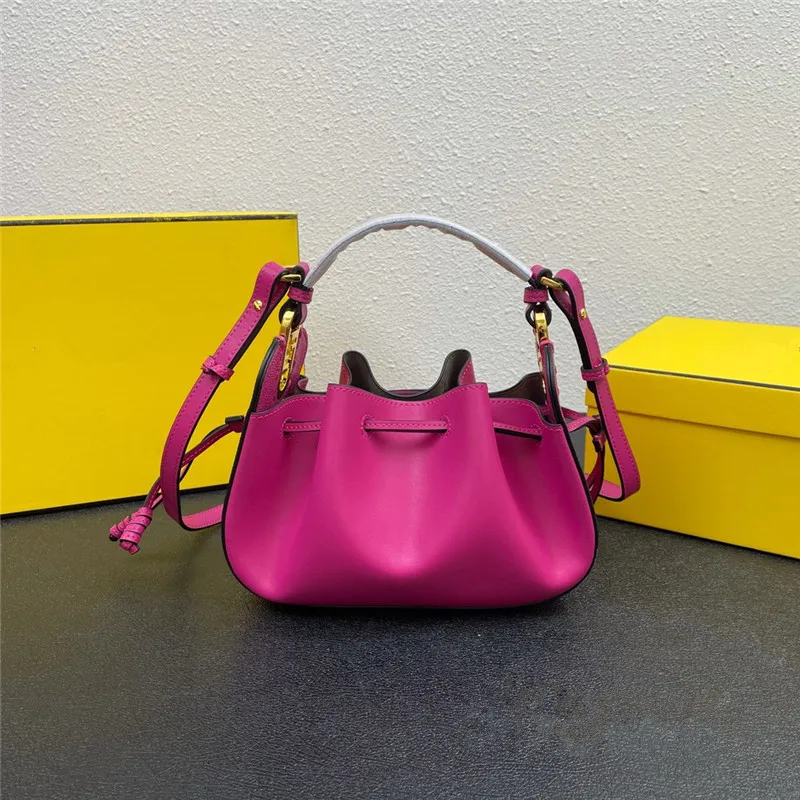 

New Vegetable Basket Bag Fashionable One Shoulder Bucket Bag Versatile Large Capacity Portable Underarm Dumpling Cross Shoulder