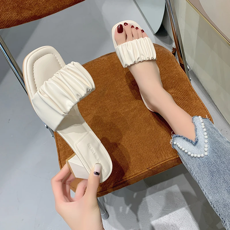 

Female Shoes Square heel Slippers Heels Luxury Slides 2022 Block High Designer Summer Rome Pleated Fashion PU Rubber Hoof