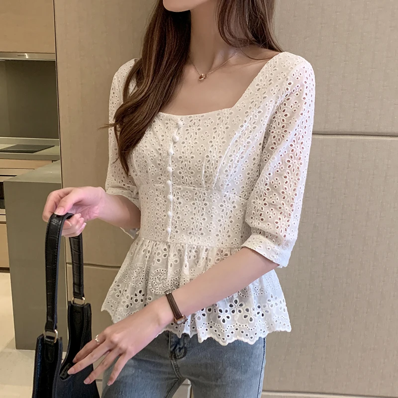 

Summer Women Short Sleeved Square Neck Solid Color Hollowed Out Pleated Lace Shirt Women Tops Blouse Women Blusas De Mujer C444