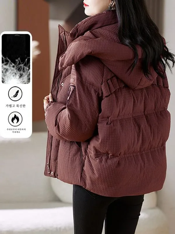 Short Down jacket Women Winter 2024 New Small High end Western Sle Fashion Thick Warm White Duck Down Outerwear