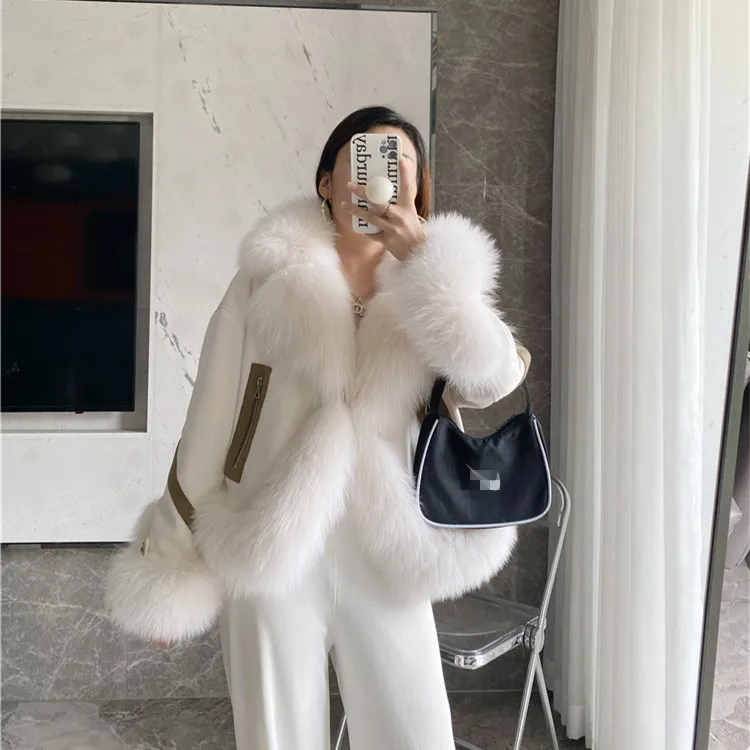 Fall/winter fox fur fur collar down jacket young women short Genuine Leather Thick Warm fur collar outerwear fashion tops 2023