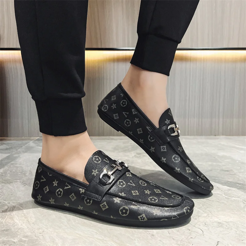 

Роскошный бренд подлинная мужская летняя Новинка 2023 стильная дышащая повседневная кожаная одежда модная и универсальная обувь для меня