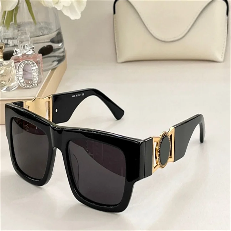 

Men Sunglasses For Women Latest Selling Fashion Mens Sunglass Gafas De Sol Glass UV400 Lens With Random Matching Box 4414