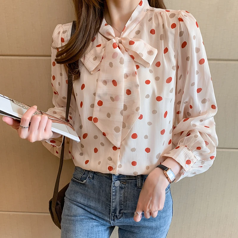 

Summer New Women Shirt V-neck Dot Chiffon Casual Fashion Lady Loose Long Sleeve Tops
