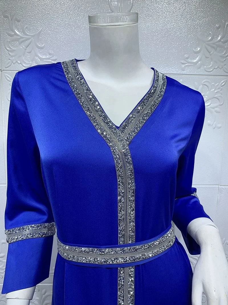 Eid Satin Abaya Dress Jalabiya for Women Elegant Diamonds Belt V Neck Muslim Kaftan Arabic Dubai Turkey Morrocan Clothing Blue