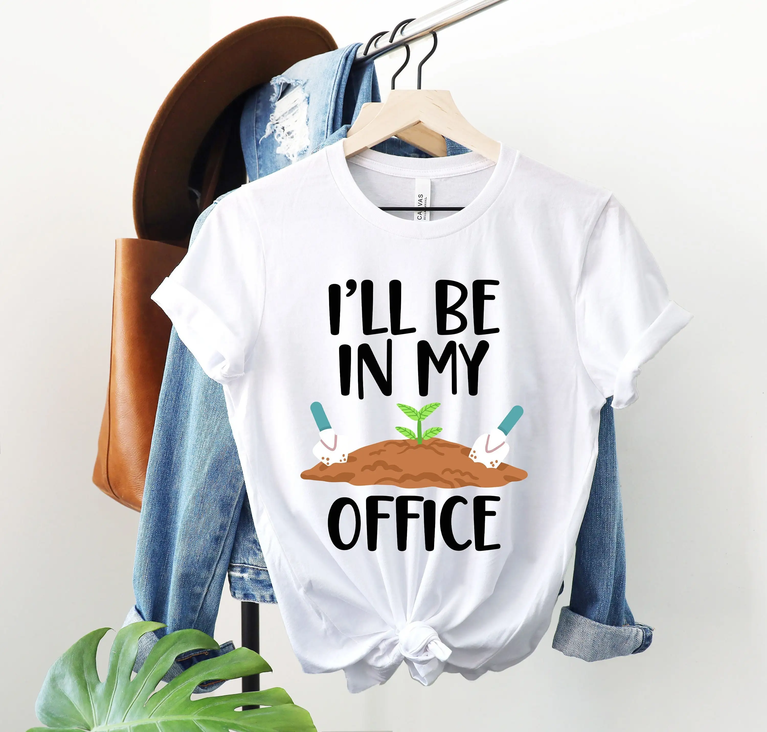 I'Ll Be In My Office Тачка Садоводство Белла Холстовая футболка Забавная садовая Forever
