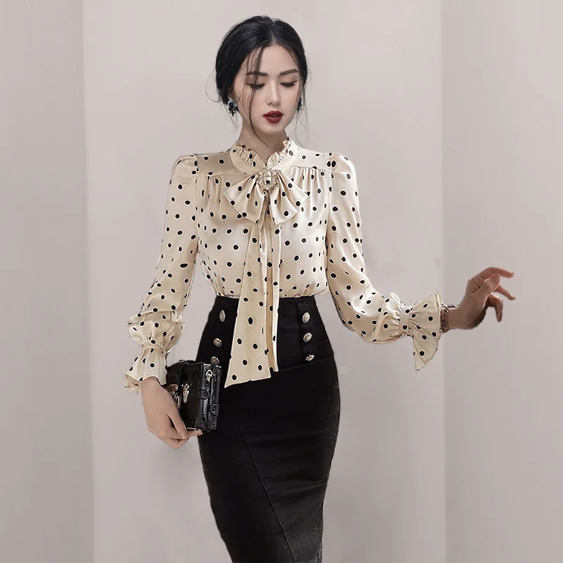 

Блузка Женская атласная с принтом, Модная шелковая рубашка с длинным рукавом, Свободный Топ в горошек, повседневная одежда в Корейском стил...