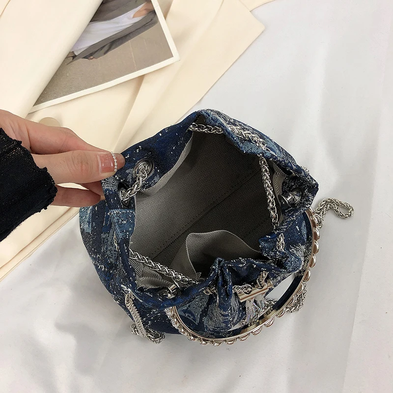 Fashion Tassel Handbag Bucket Bag Chain Shoulder Crossbody Bag Round Ring Design Hand Bag for Women 2022 New Denim Clutch