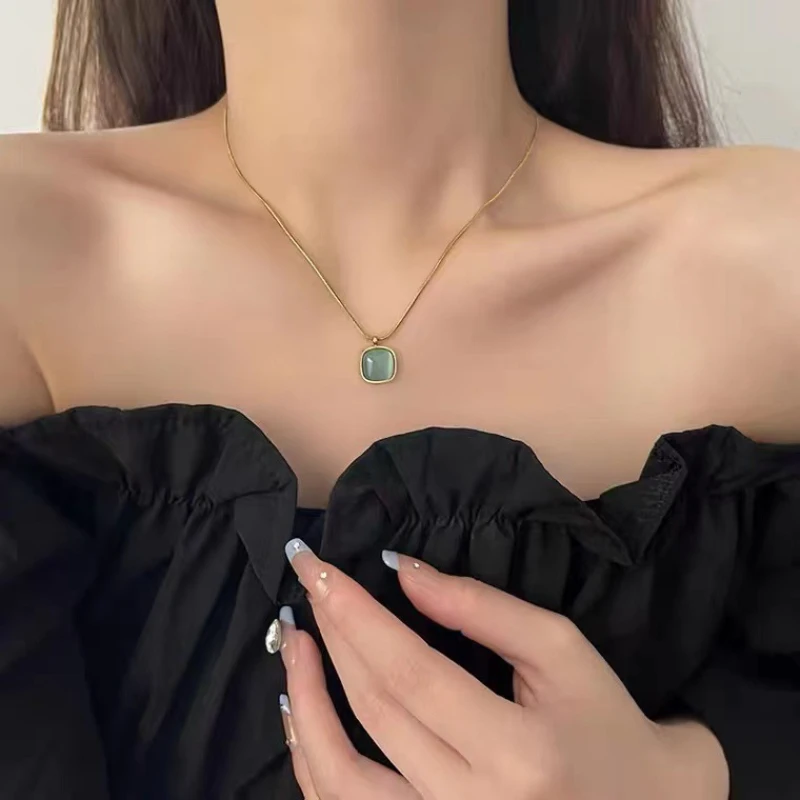 

New Fashion Korean Titanium Steel K Gold Green Opal Necklace Charm Necklace Women's Wedding Jewelry Gifts Wholesale