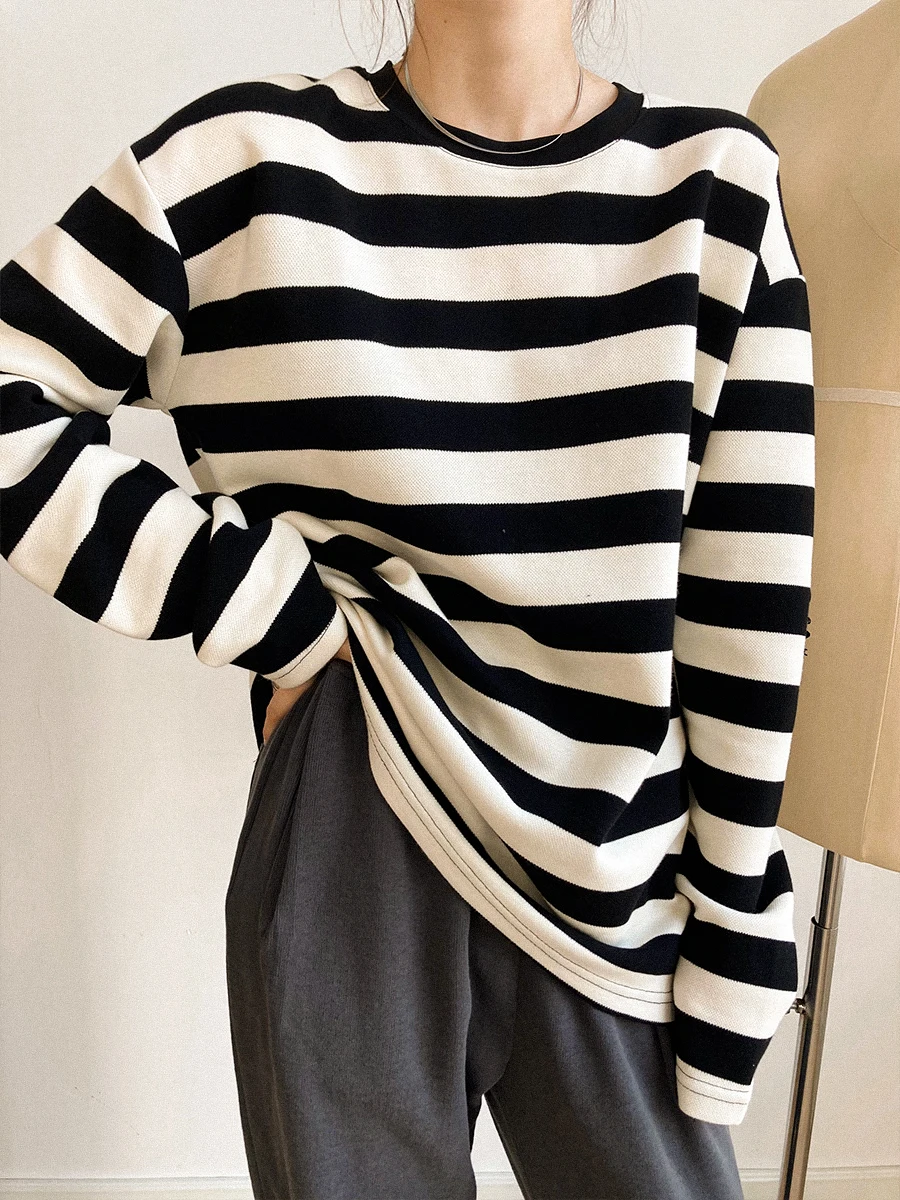 Футболка женская в белую полоску свободная рубашка топ винтажном стиле