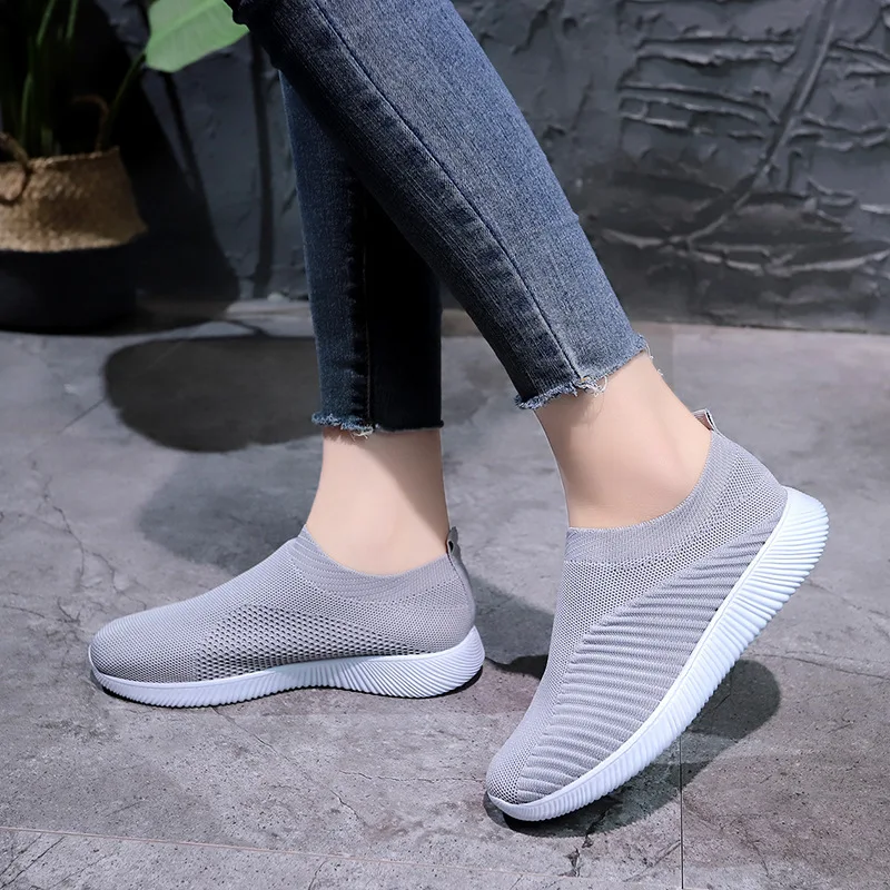 Vulcanized Women Shoes High Quality Woman Sneakers Slip on Flats Shoes Female Loafers Walking Flat Plus Size 2023