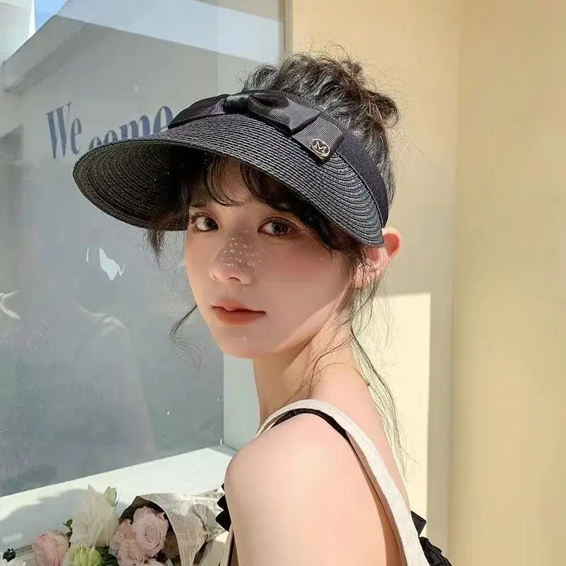 

Versatile Outdoors UV protection and sun empty top straw hat female beach duck tongue seaside protection Korean version no top
