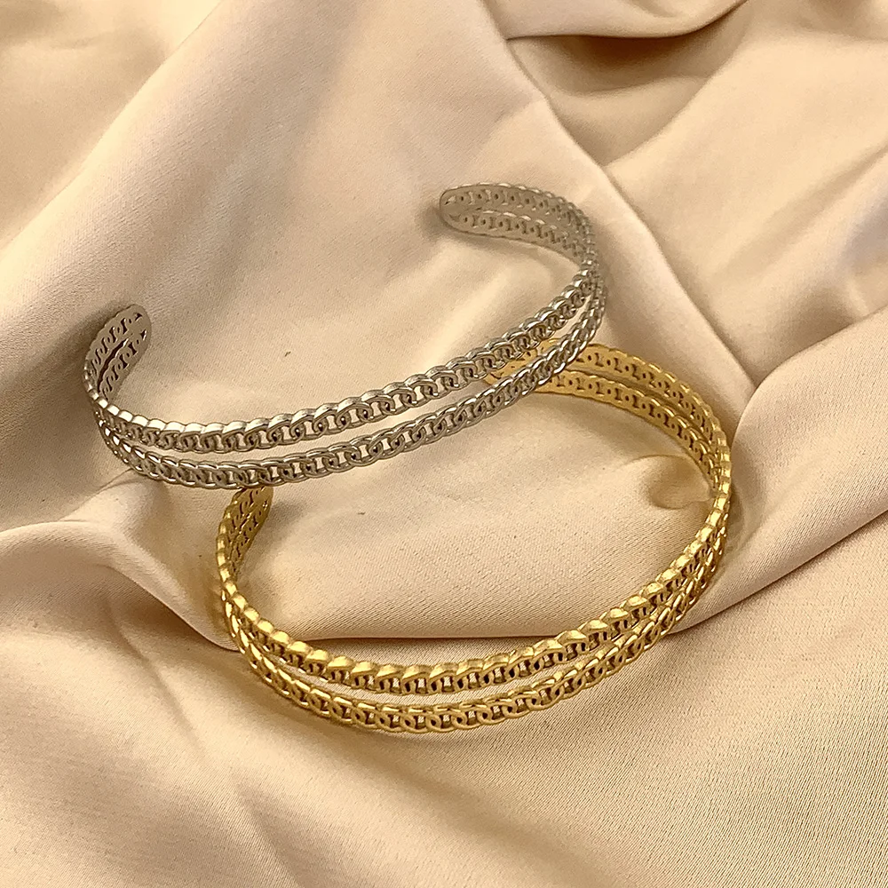 

Gold Colo Vintage Women's Bracelet Cuban Chain Woven Stainless Steel Bracelet For Women As A Gift For Girlfriends And Mothers