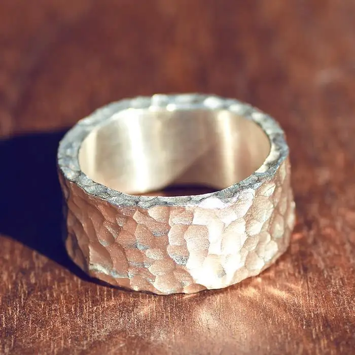 

Дизайнерское уникальное креативное регулируемое кольцо ручной работы с узором молота, изысканное мужское ювелирное изделие