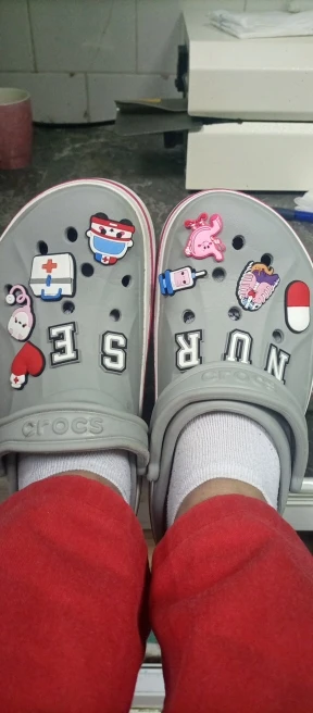 Wholesale 1000PCS Hot Cartoon PVC Shoe Charms for Croc Medical Mexico Adult Croc Jeans Accessories Decorations Kids Free DHL