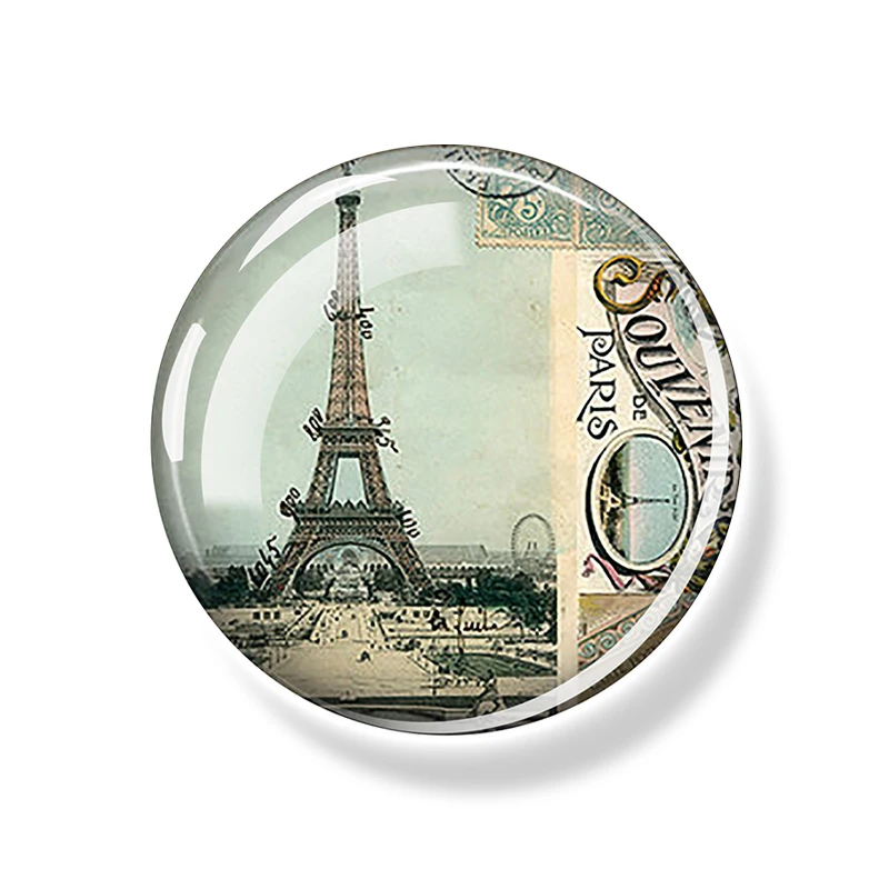 

Магнитный стеклянный купол Париж