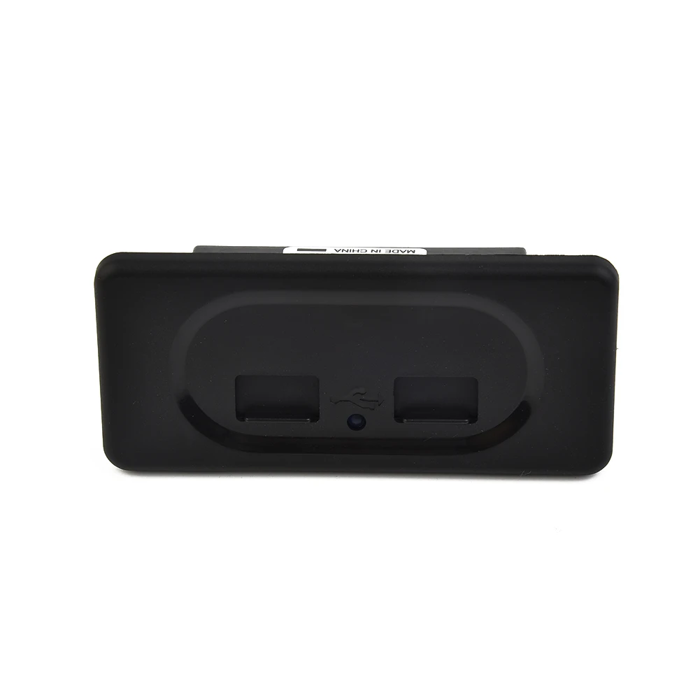 

Автомобильное зарядное устройство с двумя USB-портами, 5 в пост. Тока/3,1 А