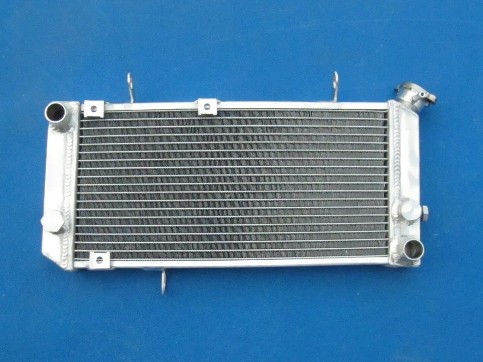 

Алюминиевый радиатор для 1997-2001 Suzuki TL1000S 1997 1998 1999 2000 2001