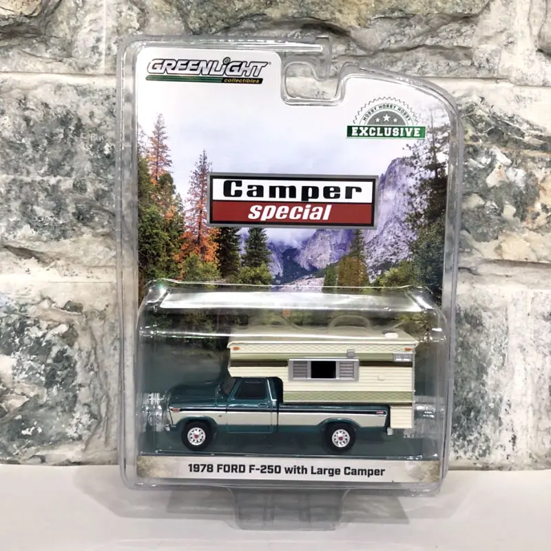 

GreenLight 1/64 Scale Die-Cast Car Model Toys 1978 Ford F-250 With Large Camper Diecast Metal Vehicle Toy For Boys Kids Gift