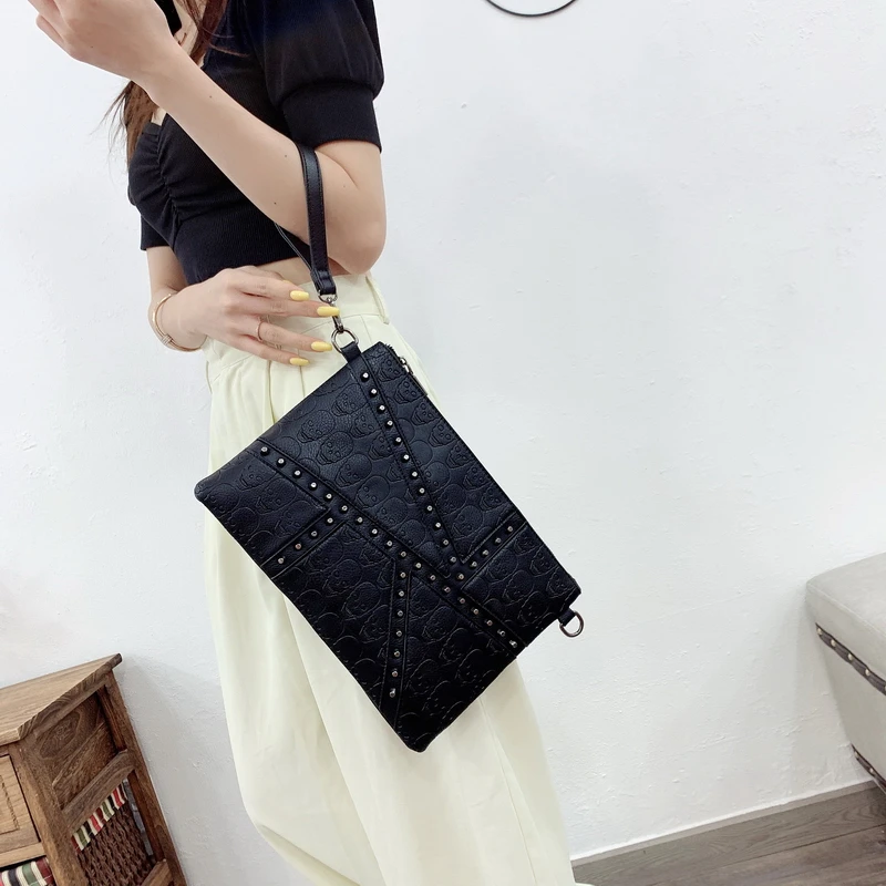 Diinovivo Retro Skull Printting Messenger Bag Punk Rivet Women Clutch Small Square Bag PU Ladies Shoulder Crossbody Bag WHDV2094