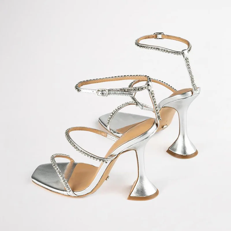 

2023 New High Heels Square Toe Wine Glass with A Word with Large Size Sexy Rhinestone Sandals Women