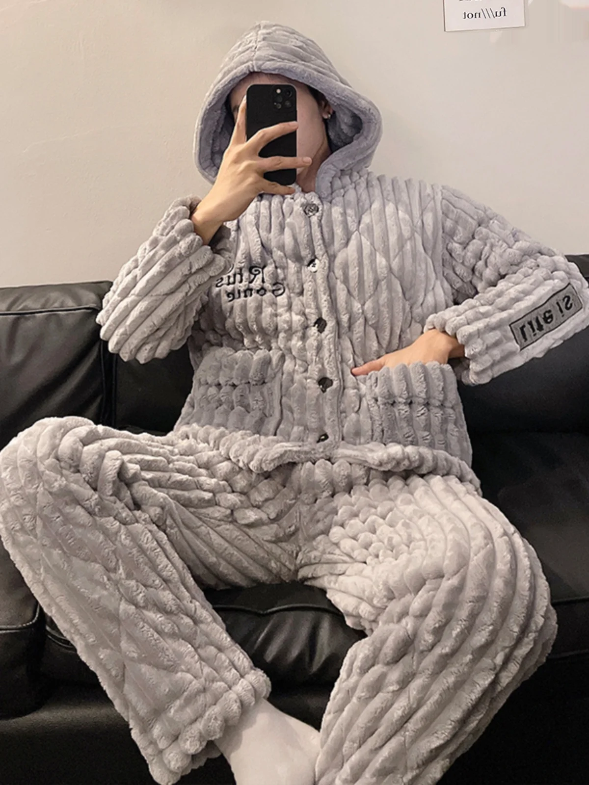 Мужские пижамы с специальной распродажей осенне-зимний трехслойный стеганый