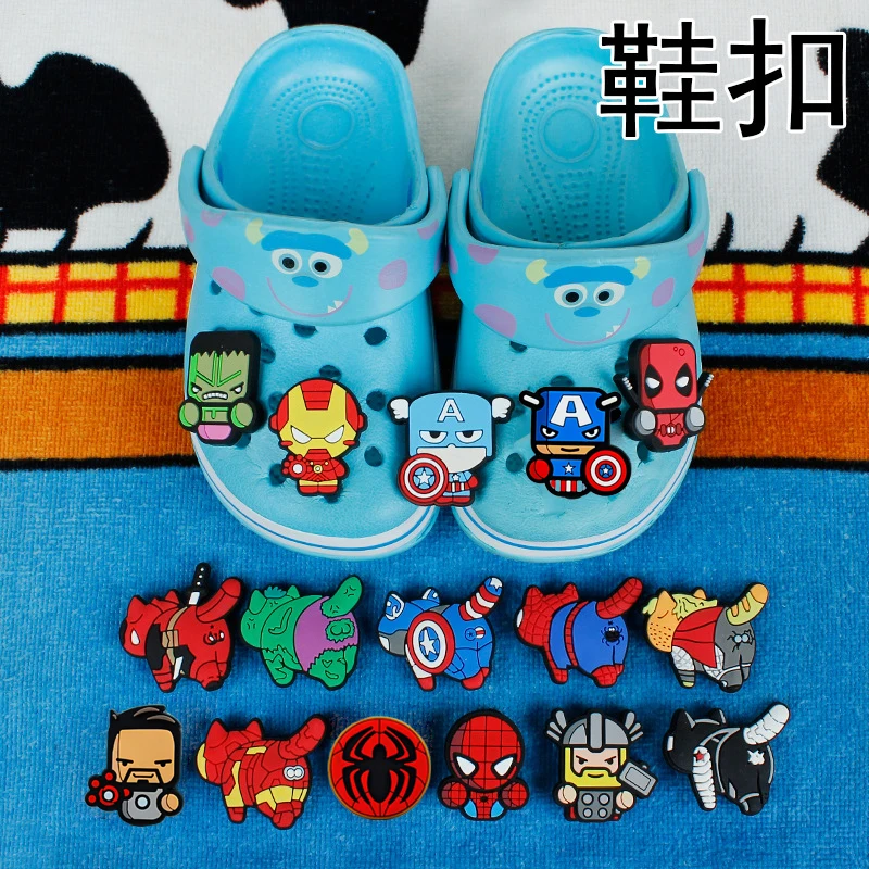 

Marvel Iron Man Captain America Thor PVC Hot Shoe Accessories Buckle Wholesale Cartoon Souvenir Kids Party X-mas Gifts