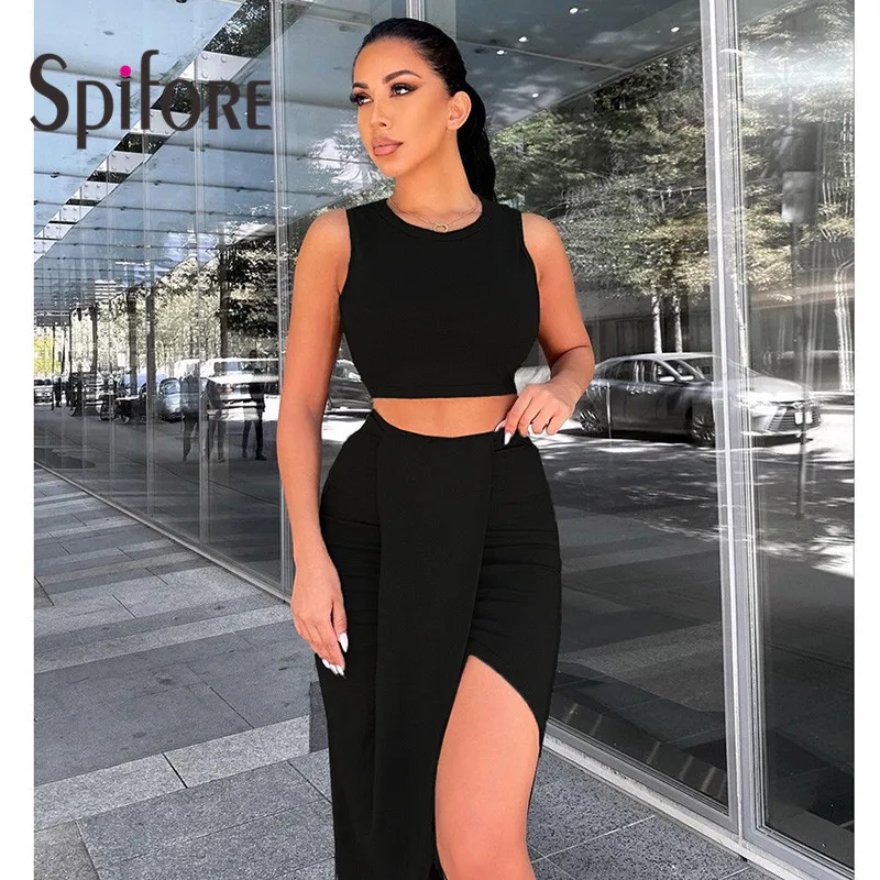 

Женский комплект из двух предметов: Топ без рукавов и юбка миди