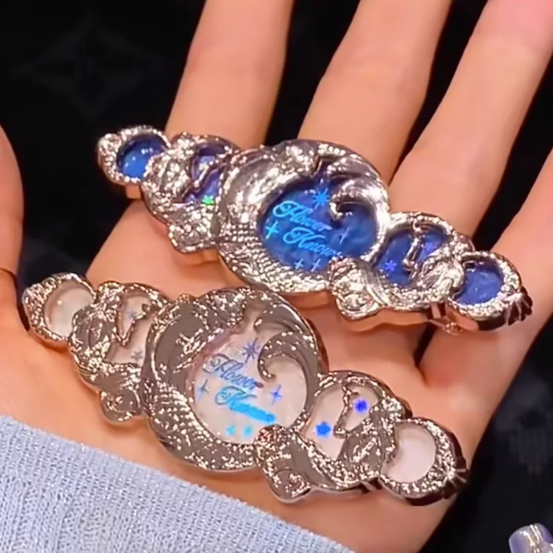 Заколка-пряжка с изображением русалки звездного неба голубого и белого лунного