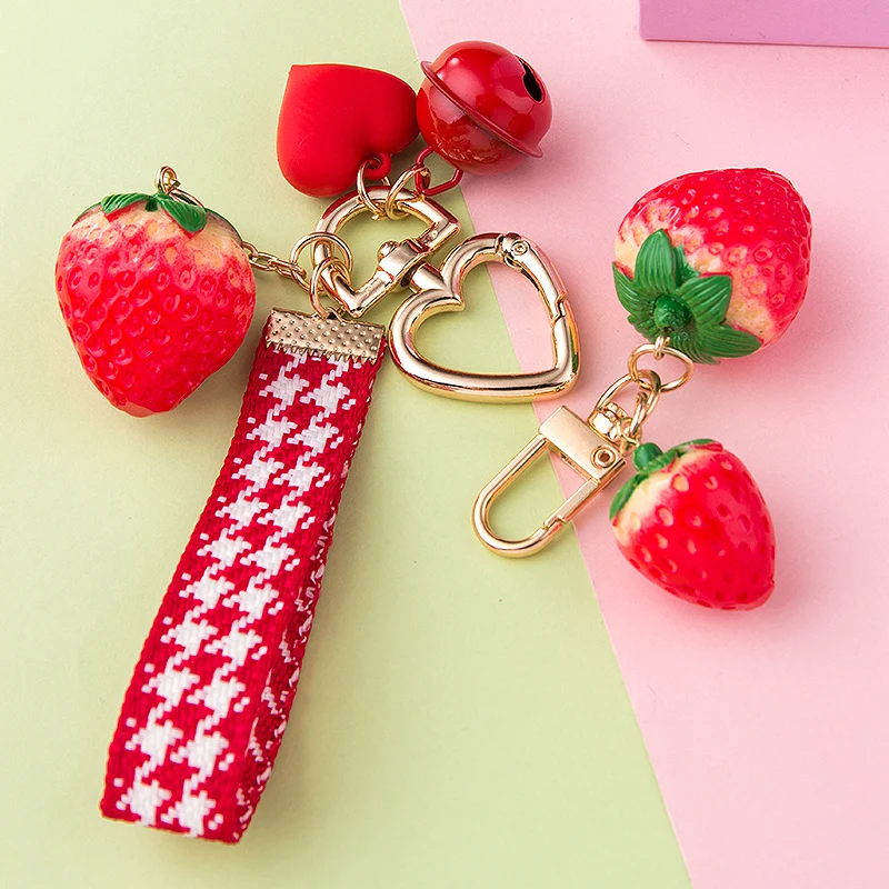 

Strawberry Red Heart Cute Keychain Keyring for Women Girl Jewelry Simulated Fruit Cute Car Best Friend Key Holder Couple Gift