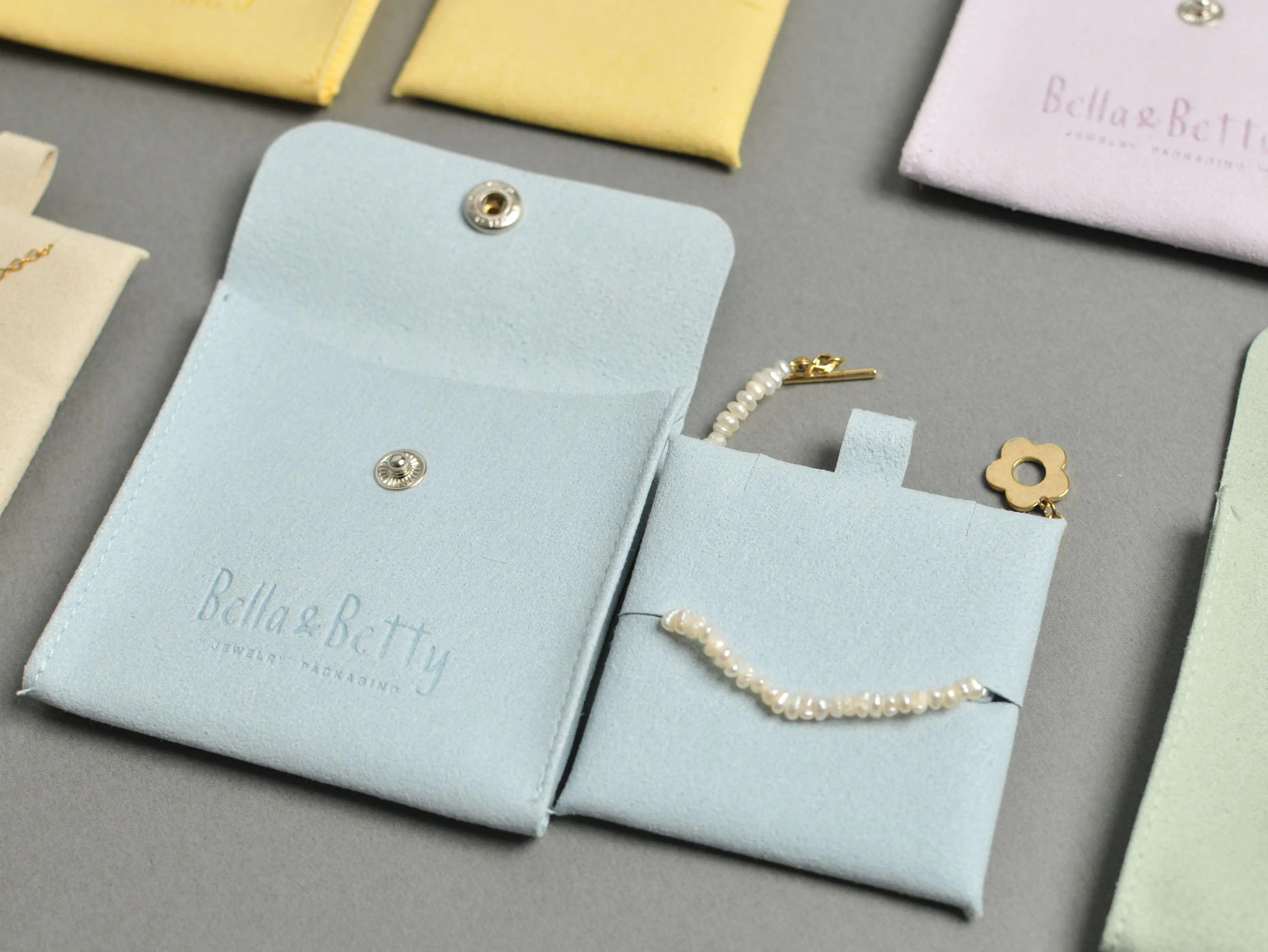 50Pcs/Lot button microfiber Bag Jute Gift Bags Multi Size Jewelry Packaging Wedding Bags with Candy Bag display Custom Logo