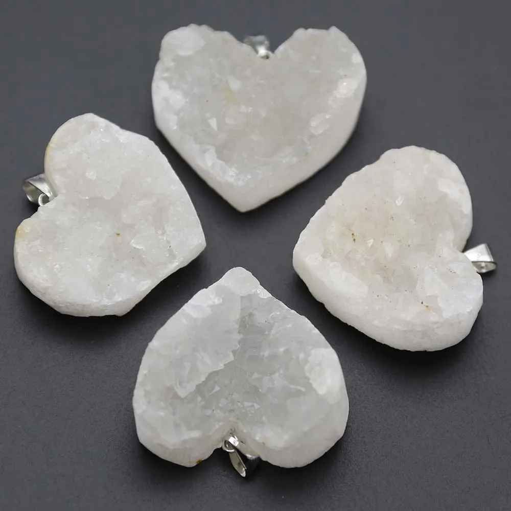 

Natural High Quality Raw Ore White Crystal Pendants Love Necklace Heart Shaped Mineral Clavicle Chain DIY Jewelry Wholesale 6Pcs