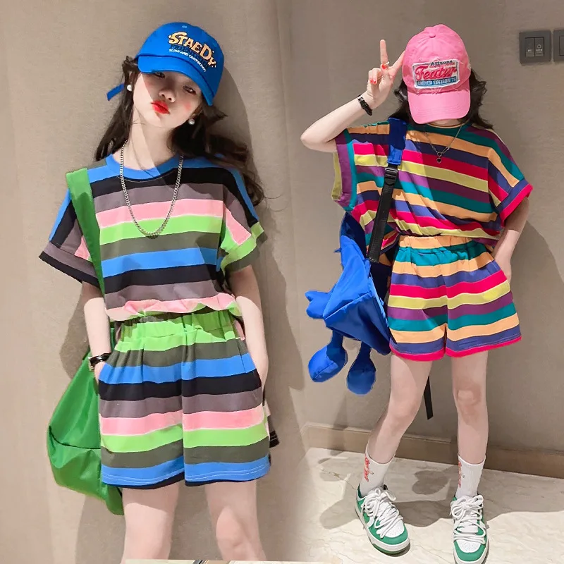 

Летняя уличная одежда для девочек, комплект в разноцветную радужную полоску, повседневная детская футболка, шорты, костюмы, комплект из двух предметов, одежда для маленьких девочек