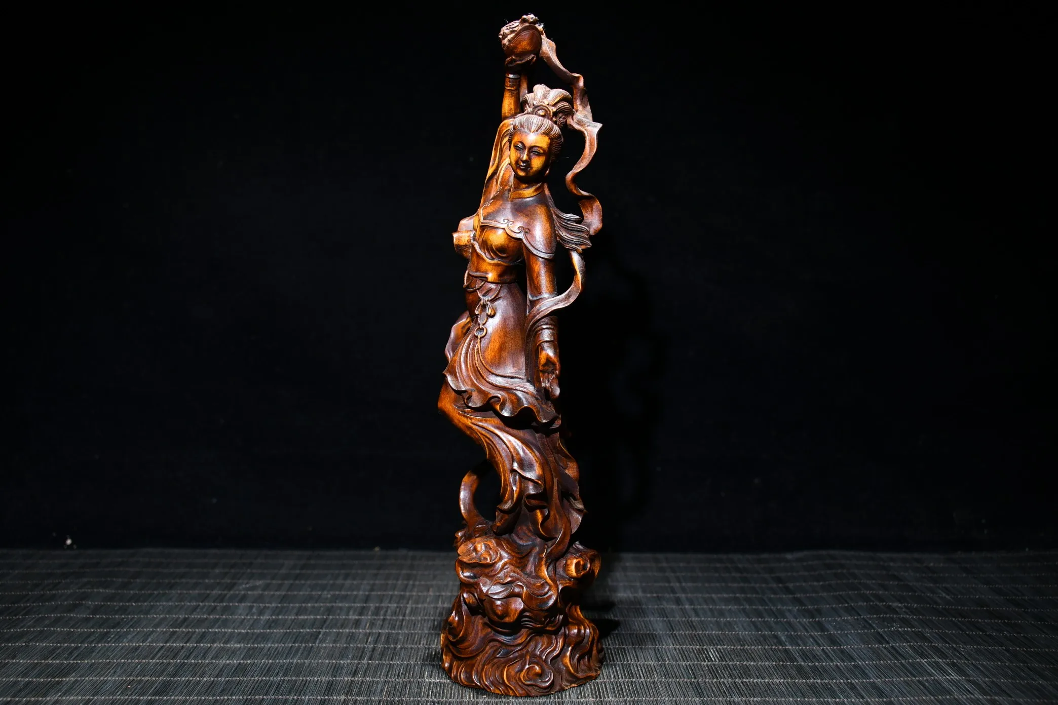 Китайская резьба по дереву ящик seiko резной тианну рассеянный цветок домашние