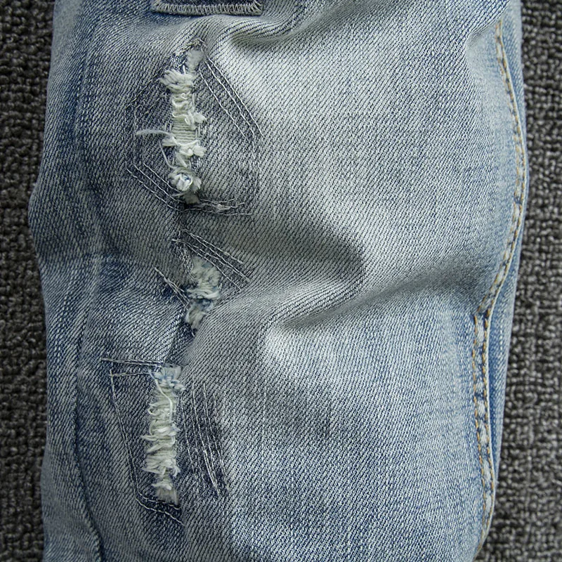 Korean Fashion Men Jeans Retro Light Blue Elastic Slim Fit Ripped Jeans Men Trousers Patch Designer Vintage Denim Pants Hombre