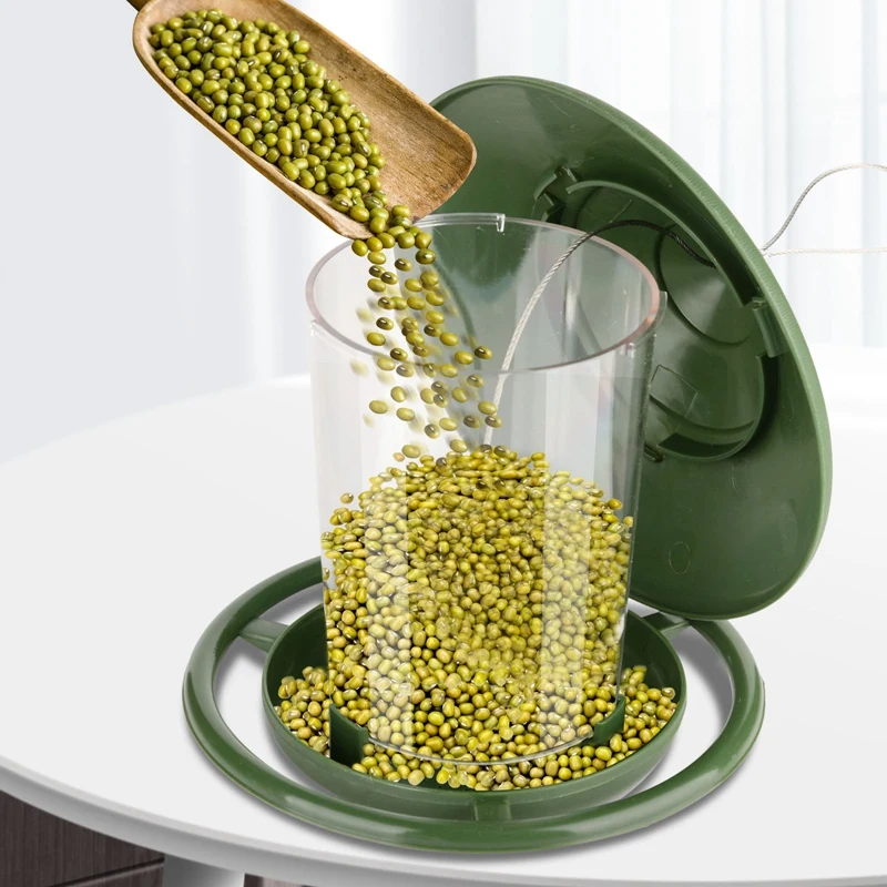 Кормушка для птиц прозрачная с окошком присоской