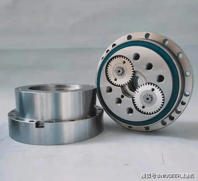 Планетарный циклоидальный редуктор на руки робота-фургона